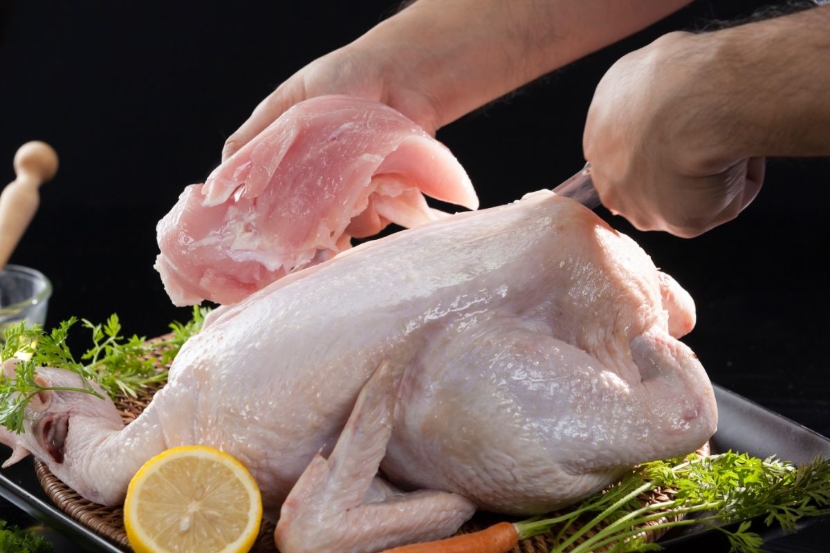 How Long Can Thawed Chicken Stay In The Fridge?